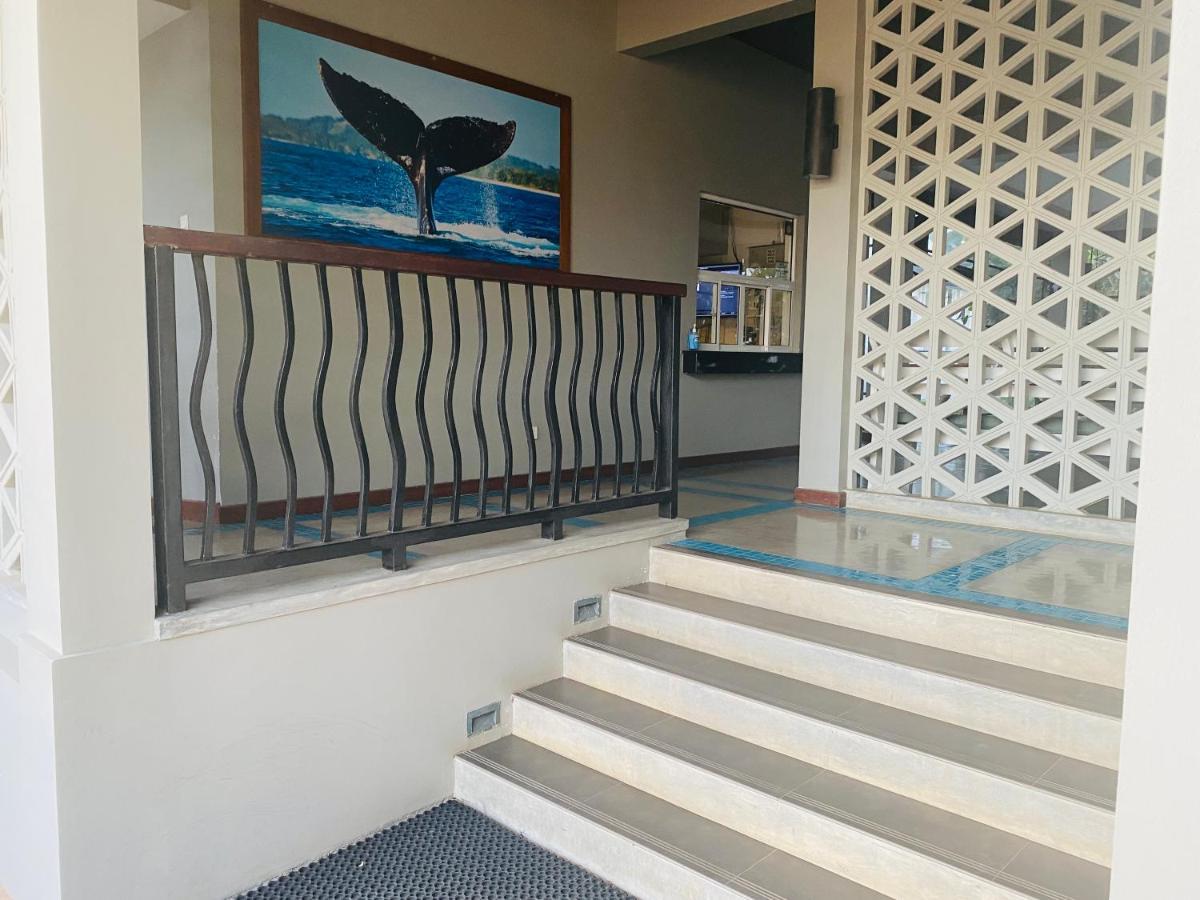Trincomalee Ocean Front Condos Eksteriør billede